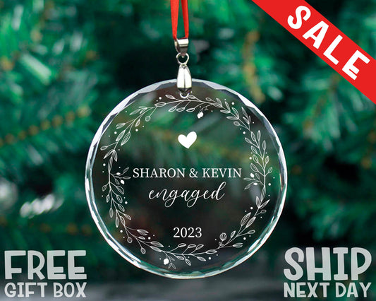 Personalized Engaged Ornament, Christmas Custom Glass Ornaments, Christmas Couples Ornament, Christmas Married Ornament, Wedding Ornament